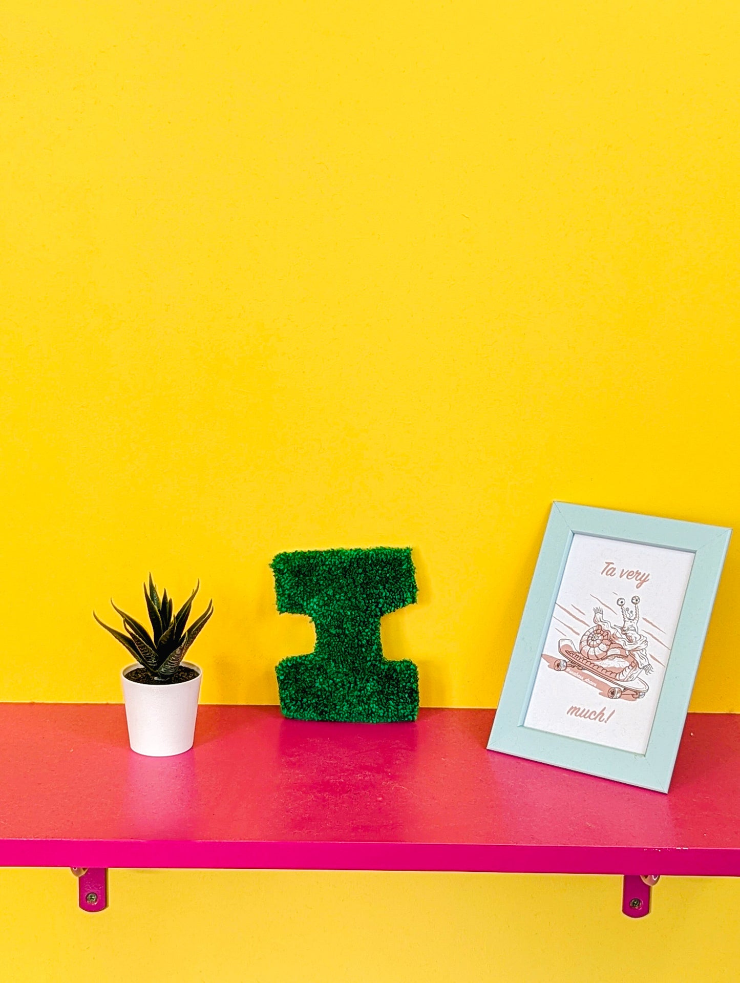 Tufted Fluffy Alphabet Wall Letter I - Colourful Kids Room Decor, Cute Nursery Accent, Personalised Wall Display